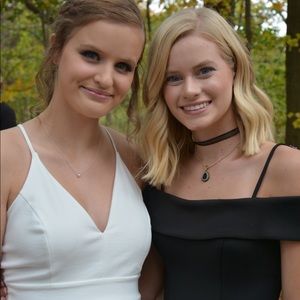 Meet your Posher, Isabel